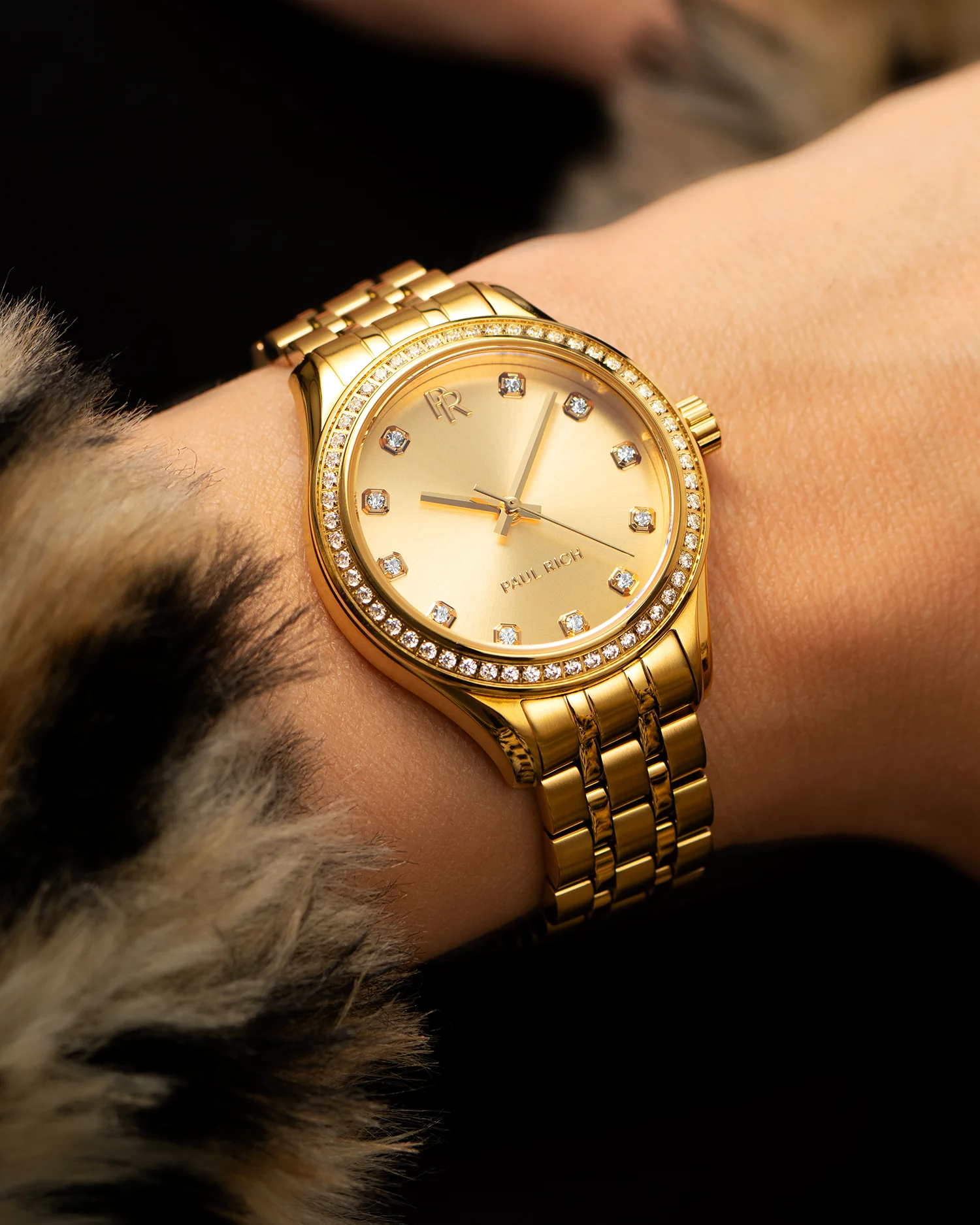 Crystelle - All Gold - Image 4